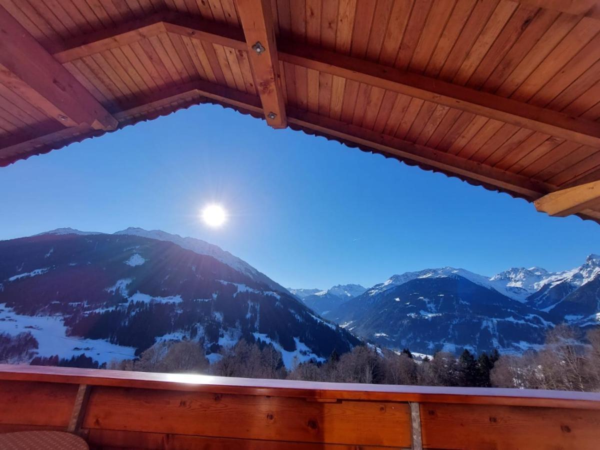 Haus Natalie Lägenhet Bartholomäberg Exteriör bild