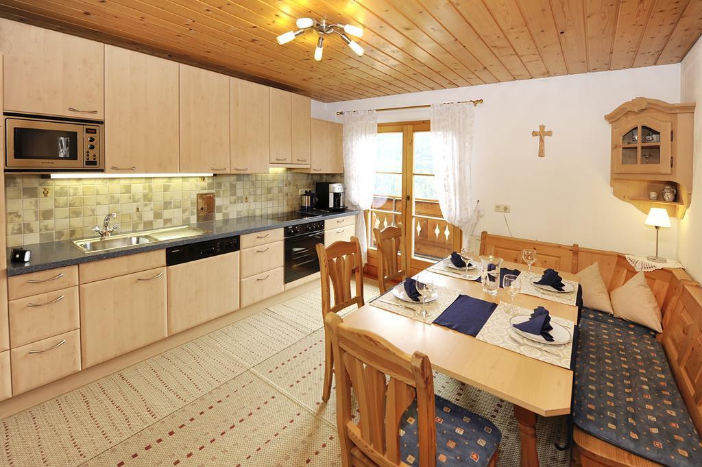 Haus Natalie Lägenhet Bartholomäberg Rum bild